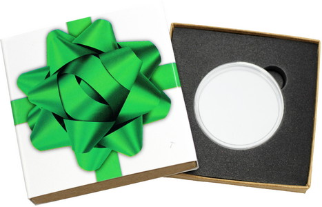 SilverTowne Natural Kraft Paper Gift Box with Green Bow Box Sleeve